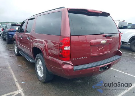 2008 Chevrolet Suburban 1500 Lt z USA, uszkodzony, nr VIN 3GNFK163X8G307587